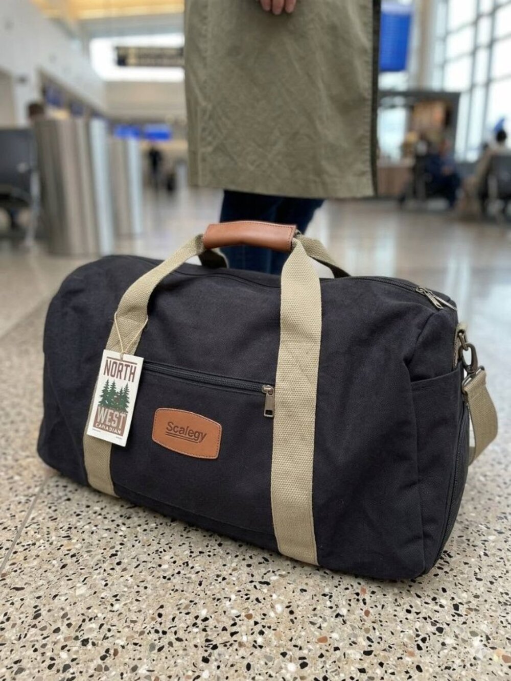 NWT North West Canadian Canvas Duffel Bag Black Scalegy Travel Weekender
